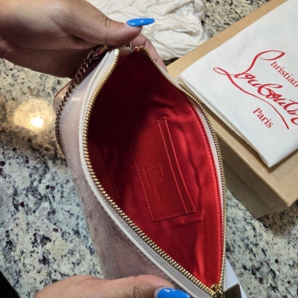 NEW Christian Louboutin Snakeskin Embossed Leather Bag in Leche Color - Picture 8 of 9